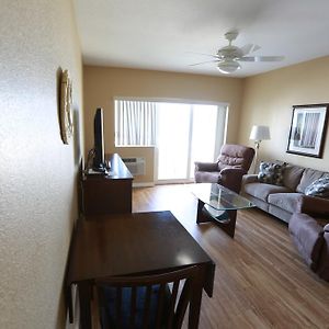 One-Bedroom Suite Gulf Pool View